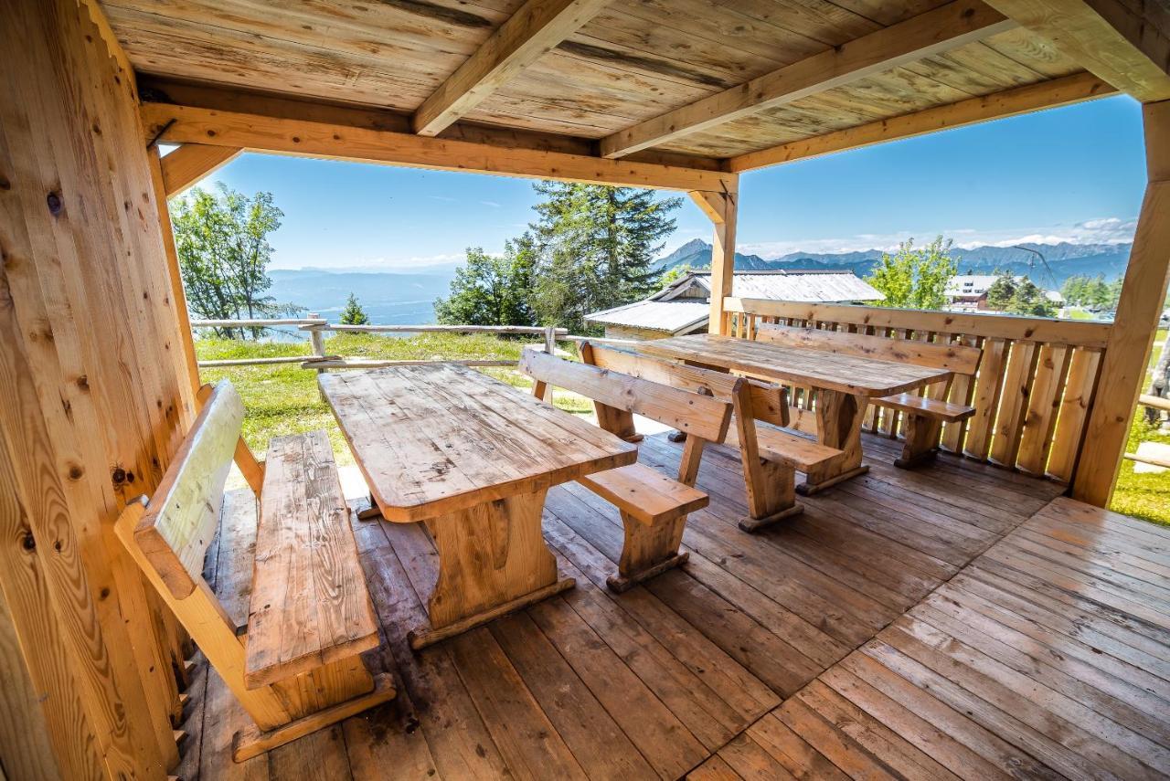 Zvoh, Krvavec, Ski-in, Ski-out Apartment