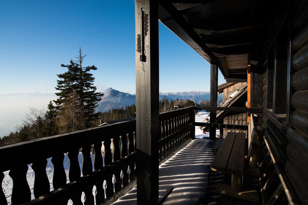 Zvoh, Krvavec, Ski-in, Ski-out Cerklje na Gorenjskem