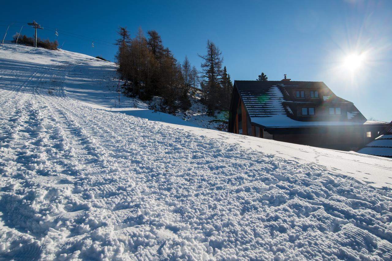 Zvoh, Krvavec, Ski-in, Ski-out *